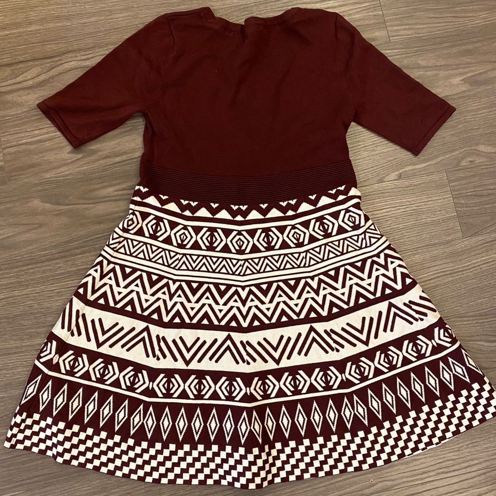 Xhilaration Geometric Maroon Dress - image 4